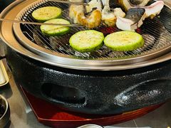 -围炉肉舍丹东海鲜烤肉·烤活鳗(步行街店)