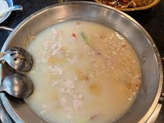 -老来福·非遗酸汤兔(凯旋路店)