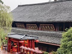-峨眉山报国寺