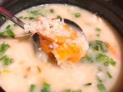 招牌鲜虾粥-颐和•海鲜砂锅粥•啫啫煲(奥林匹克广场店)