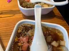 -野山舂·贵州现舂酸汤火锅(鸿通城店)