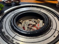 -阿山卓·野生菌火锅·纳西火塘烤肉