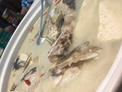 富春江野生鱼头豆腐汤-临江宴餐厅·桐庐菜(富春江店)