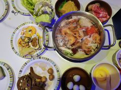 清汤小火锅-吉布鲁牛排海鲜自助(巴南万达广场店)