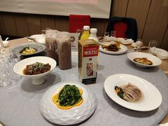 -满江红四季餐厅 · 国家五钻级酒家(新纪元大酒店店)