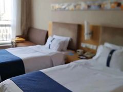 -天津和平智选假日酒店