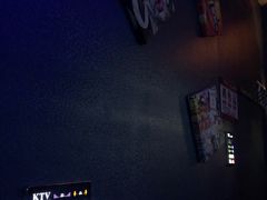 -萧邦音乐会所KTV(向西店)