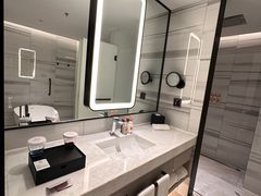 -大连星海皇冠假日酒店