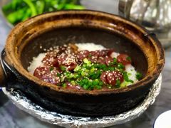 腊肠腊肉煲仔饭-红星光发煲仔饭(大石街店)