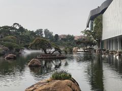 -罗红摄影艺术馆