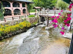 -北京水岸山吧度假村(雁栖镇店)