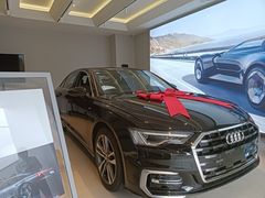 -上海冠松华奥奥迪4S店(张江店)