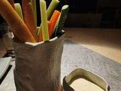 笔筒色拉-穹六人间 people 6(岳阳路店)