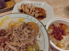 -狮头牌卤味研究所·卤味饭(花城汇南区店)