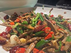 -鄱阳湖·江西小炒·瓦罐煨汤(五道口店)