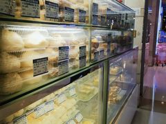 -白玉兰食品甜凤店(合生汇店)