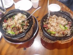 广式腊味煲仔饭-捞围鲜·港式打边炉(海阳路店)