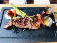 炭烤澳洲和牛西冷-YUE·6·西式融合餐厅(外滩六号店)