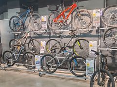 -迪卡侬(西三旗店)