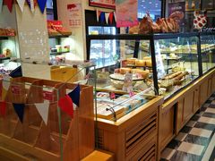 面包甜点陈列柜-味多美(民星路店)