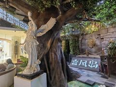 -暴风岛沉浸式体验馆(百联世纪店)