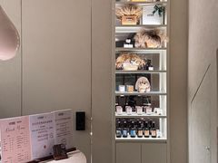 -VERIE BAKEHOUSE