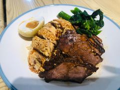 芝麻鸡拼酱牛肉饭-深井烧(竹林境社区店)