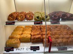 -HOT CRUSH趁热集合·现烤面包(上海环球港店)