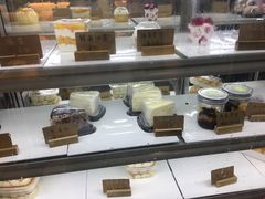 -雷米蛋糕·安佳奶油·当日最鲜果(保利·湾天地店)