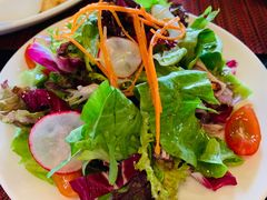 经典凯撒沙拉配香脆火腿-WOLFGANG PUCK KITCHEN & BAR(迪士尼小镇店)