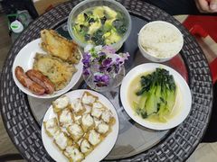 -姆爱自营月嫂(松江店)