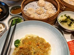 -馋三尺蟹粉小笼(人民广场店)