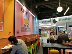 用餐区-Asianplus海蓝鸡饭