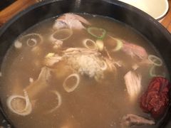 -长寿参鸡汤(朝韩风情街店)