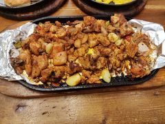 -老东镇啤酒屋海鲜加工·蒸汽海鲜·海鲜烧烤(台东店)