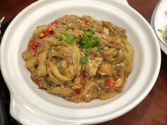 -湖南人家湘菜馆(镇江路店)