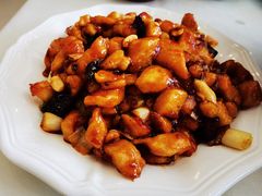 -鑫巴蜀小镇 · 水煮鱼专研店(玉桥店)