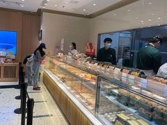 面包甜点陈列柜-泸溪河桃酥(西直门凯德店)