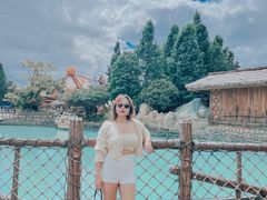 -七彩云南欢乐世界