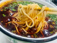 牛肉拉面-伊穆祥牛肉面总店·清真