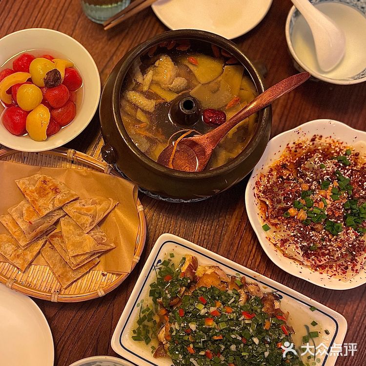 苏州私藏宝藏店🕰在复古小洋楼里吃云南菜