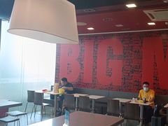 大堂-麦当劳(深圳北站高铁店)