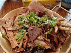 综合热卤拼盘-千金一碗·宝岛一村(韩国街店)