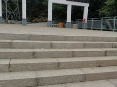 -六里坪国家森林公园