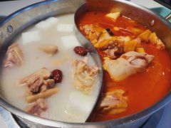 猪手鸳鸯锅-小街猪手(团结湖店)