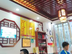 大堂-门框胡同百年卤煮(前门煤市街店)