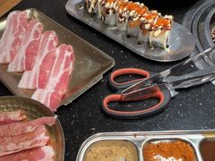 -韩烧牛中牛·甄选黑牛烤肉(黑金店)