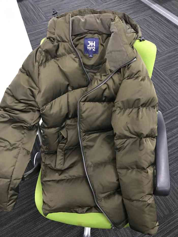 jh1912(静安嘉里中心店)-"很喜欢1912的衣服,我们青海只有一家店.