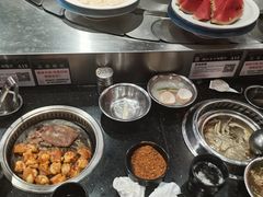-钱小主·自助回旋烤肉火锅餐厅(东方新天地店)
