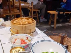 -卤校长老火锅(杨家坪直营店)